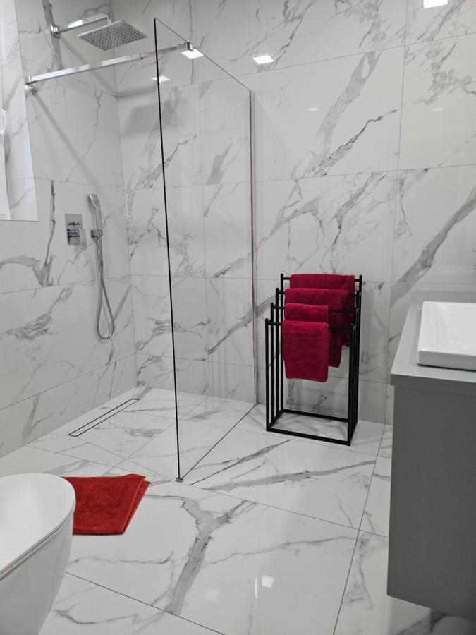 Apartament Widok Z Tarasami 오스트로다 외부 사진